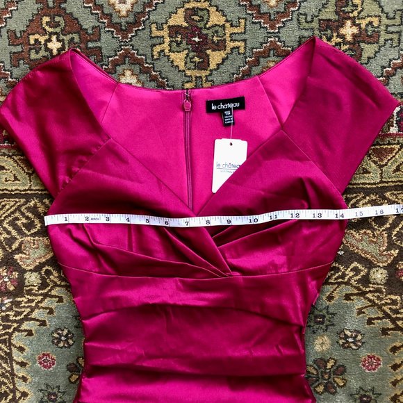 *NWT* Cranberry Pleated-Waist Cap-Sleeve Cocktail Dress - Made in Canada - XXS - Picture 13 of 16